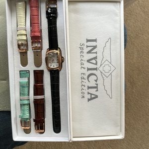 Invicta Special Edition pink-gold watch w/5 interchangeable croc-leather bands.